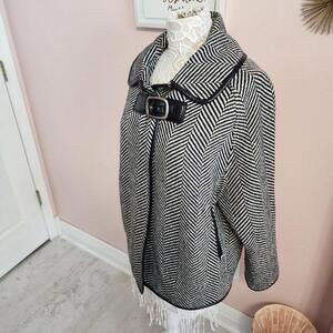 LKNW  Tribal coat Cape with Black Buckles. Sz S/M herringbone M21